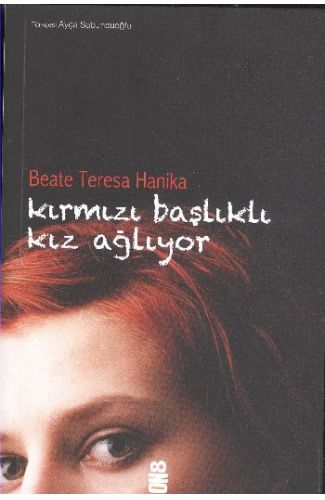 Kırmızı Başlıklı Kız Ağlıyor